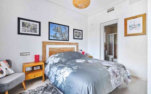 Villa – Pinar de Campoverde – Ref:40774