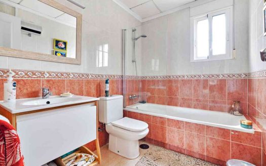 Villa – Pinar de Campoverde – Ref:40774