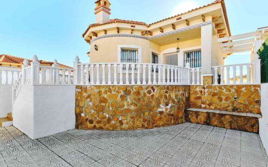 Villa – Pinar de Campoverde – Ref:40675