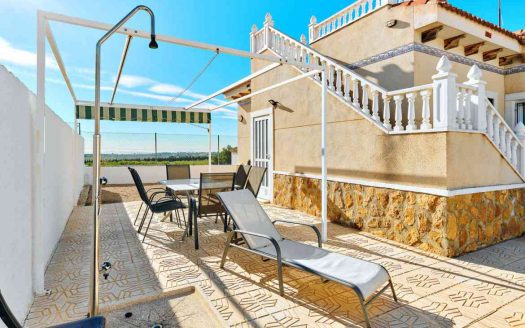 Villa – Pinar de Campoverde – Ref:40675