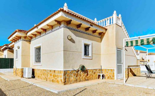 Villa – Pinar de Campoverde – Ref:40675