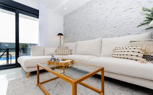 Villa – San Miguel-Ref:40402