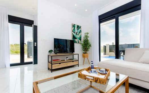 Villa – San Miguel-Ref:40402