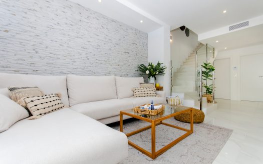 Villa – San Miguel-Ref:40402