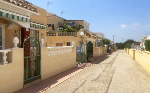Villa – Punta Prima – Ref:58907
