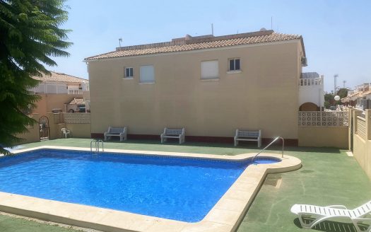 Villa – Punta Prima – Ref:58907