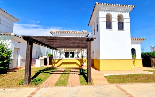 Villa – Roldan – Ref:60334