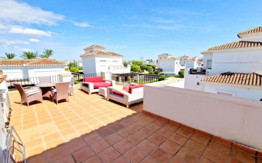 Villa – Roldan – Ref:60334