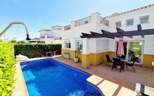 Villa – Roldan – Ref:60334