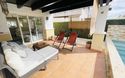 Villa – Roldan – Ref:42903