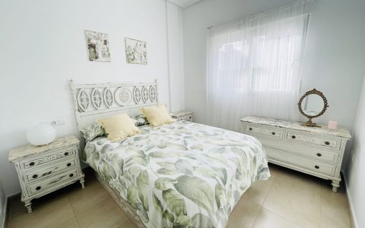 Villa – Roldan – Ref:42903