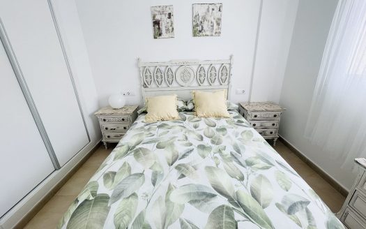 Villa – Roldan – Ref:42903