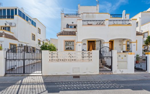 Villa – Los Altos – Ref:64344