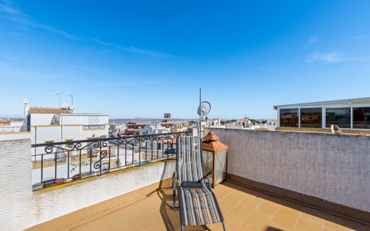 Villa – Los Altos – Ref:64344