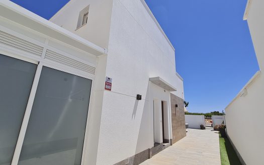 Villa – Pilar de la Horadada – Ref:66476