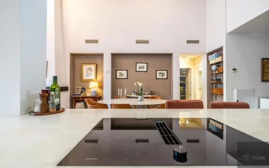 Villa – Baños y mendigo – Ref:69537