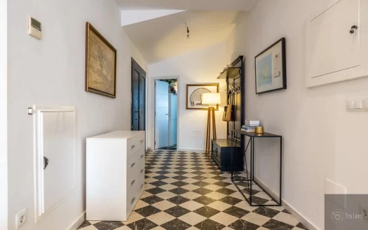 Villa – Baños y mendigo – Ref:69537