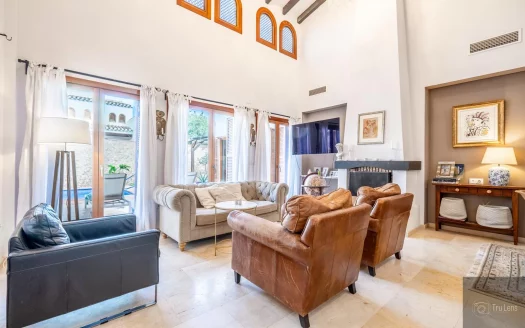 Villa – Baños y mendigo – Ref:69537