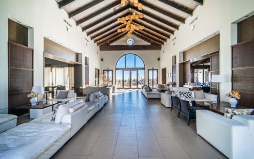 Villa – Baños y mendigo – Ref:69564