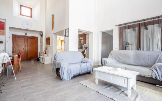 Villa – Baños y mendigo – Ref:69564