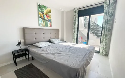 Penthouse – Mil Palmeras – Ref:73157