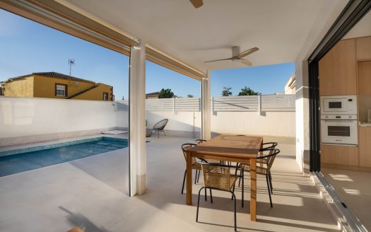 Villa – Torrevieja – Ref:72634