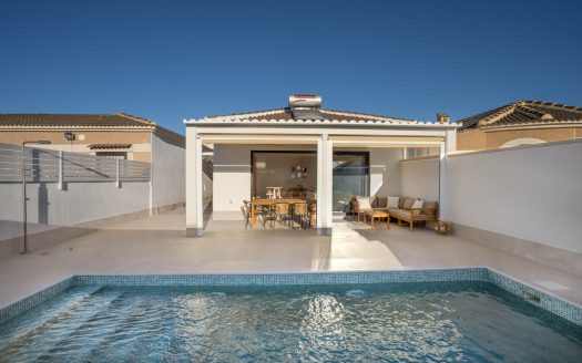 Villa – Torrevieja – Ref:72634