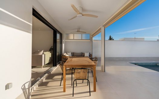 Villa – Torrevieja – Ref:72634