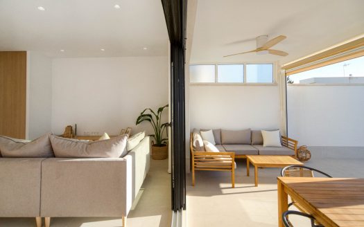 Villa – Torrevieja – Ref:72634