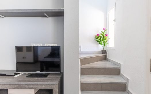 Maison – Villamartin – Ref:73629