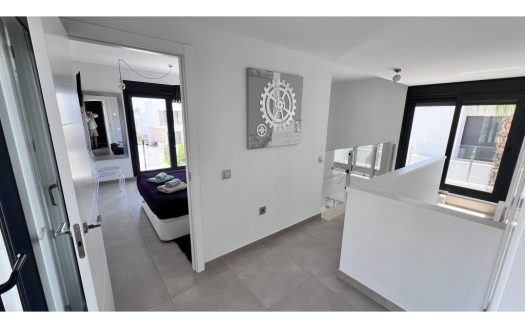 Villa – San Miguel-Ref:75652