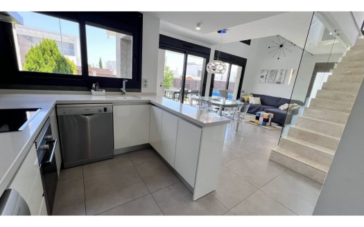 Villa – San Miguel-Ref:75652