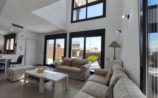 Villa – San Miguel-Ref:75668