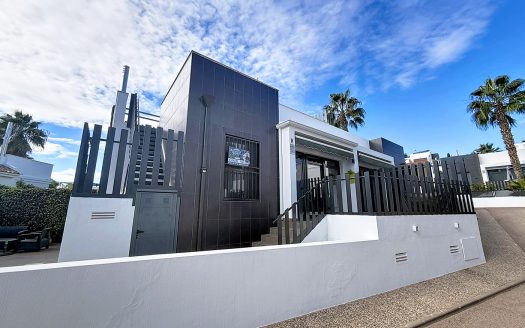 Villa – Villamartin – Ref:75139