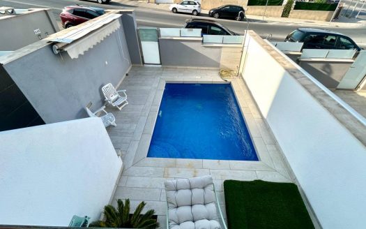 Bungalow – Los Altos – Ref:75144