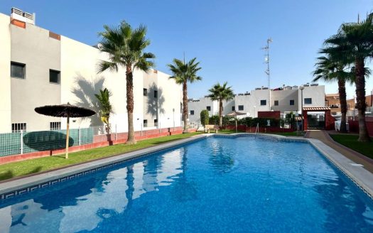 Bungalow – Los Altos – Ref:75144