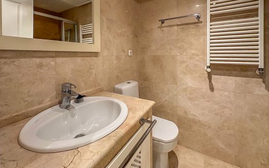 Appartement – Roda – Ref:76240