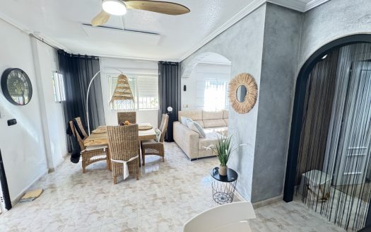 Villa – Villamartin – Ref:76001