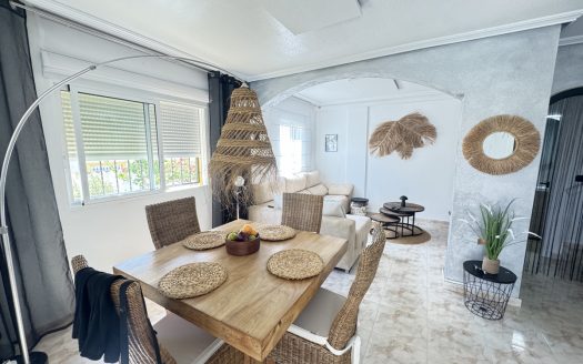 Villa – Villamartin – Ref:76001