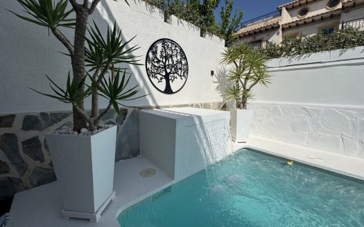 Villa – Villamartin – Ref:76001