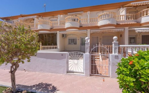 Maison – Ciudad Quesada – Ref:76651