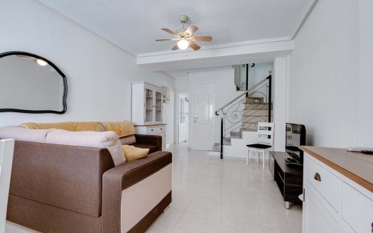 Maison – Ciudad Quesada – Ref:76651