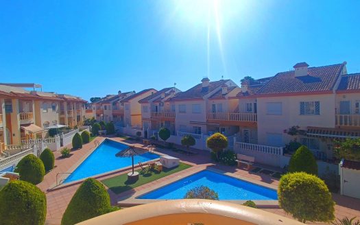 Maison – Ciudad Quesada – Ref:76651