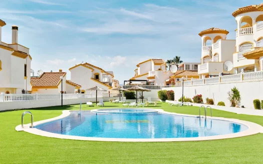 Villa – Pinar de Campoverde – Ref:76050