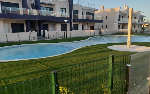 Penthouse – Mil Palmeras – Ref:76541