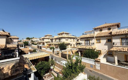 Villa – Villamartin – Ref:76001