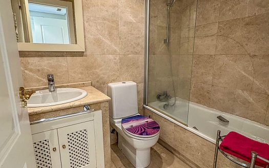 Appartement – Roda – Ref:76240