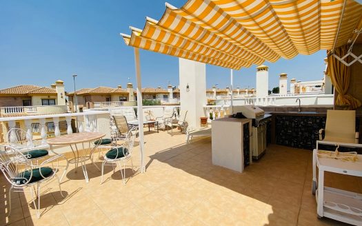 Villa – Roldan – Ref:76854