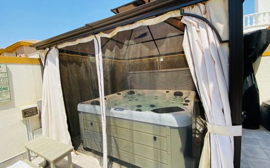 Villa – Roldan – Ref:76854