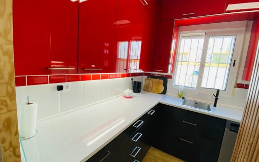 Villa – Roldan – Ref:76854